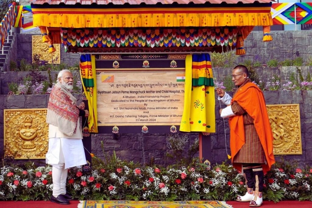 PM Modi and Bhutan PM meet up.